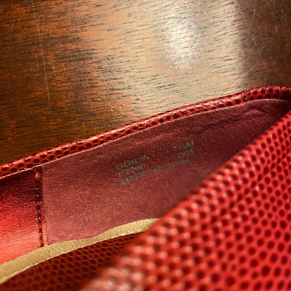 Calvin Klein Dark Raspberry Pebble Textured Heels - Picture 7 of 7